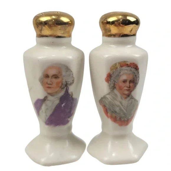 Vintage George & Martha Washington Mt Vernon VA Porcelain Salt Pepper Shakers