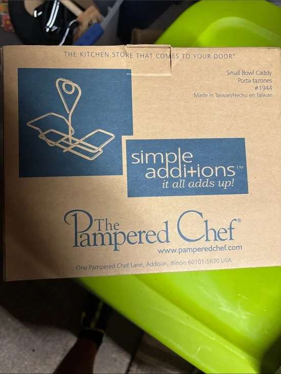 The Pampered Chef Small Bowl Caddy
