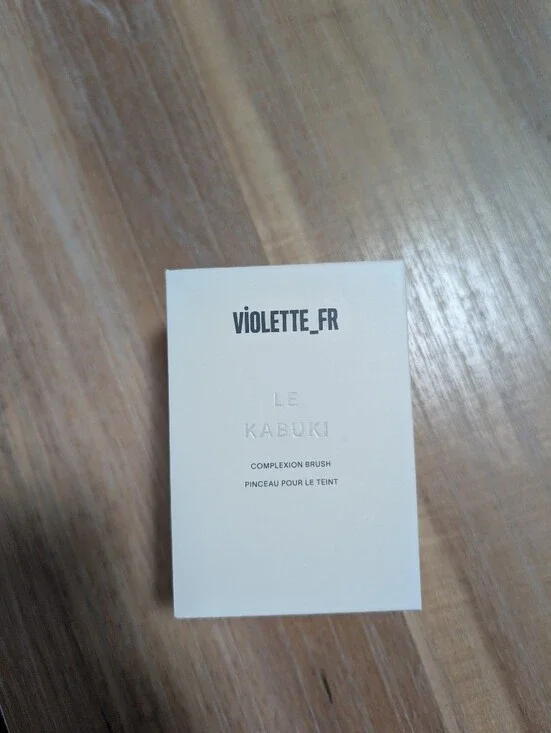 Violette_Fr Le Kabuki Brush