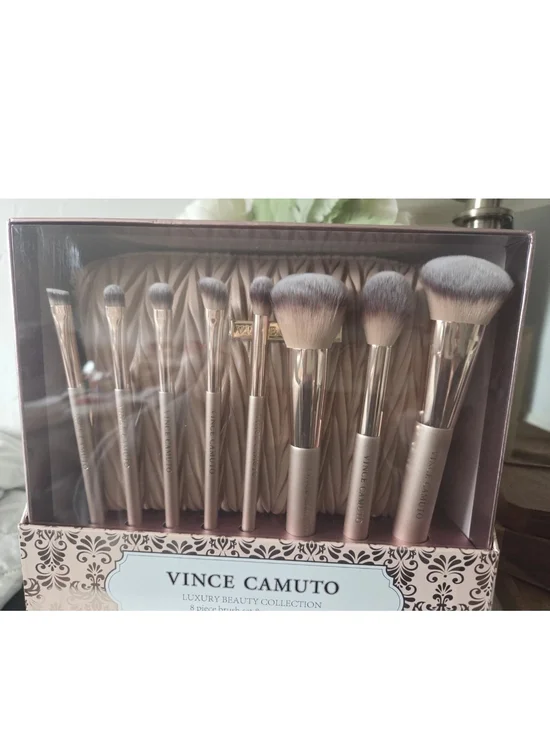 Vince Camuto Metallic Rose Gold Makeup Brush Set with Matching Case
