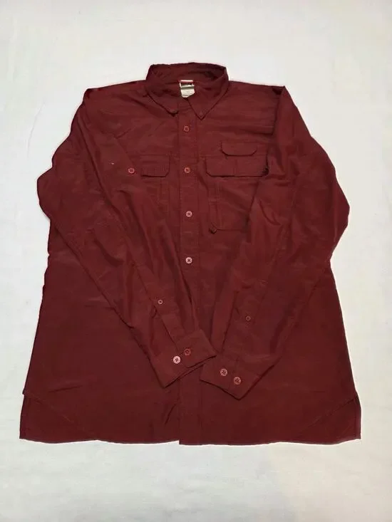 the north face long sleeve shirt Mens Button-Up Burgundy Size M Light Weight