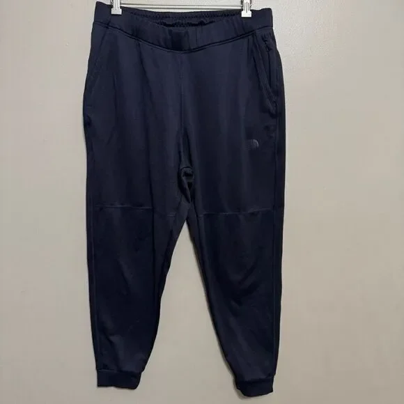 The North Face Men’s Navy Fleeced lined jogger size large