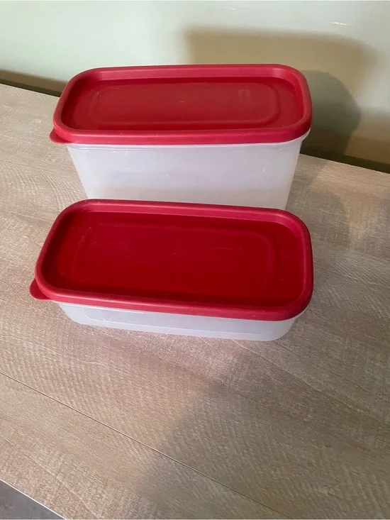 Rubbermaid Space Efficient Dry Food Container 10 cup and 5 cup