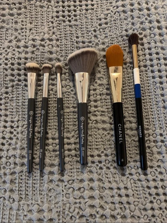 Make up brushes Chanel Hermes and BK x Angie hot & flashy
