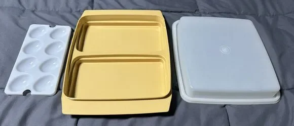 Tupperware Deviled Egg Carrier (3 pcs)