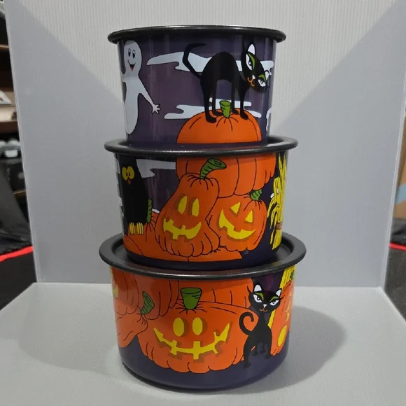 Tupperware Halloween Stacking Bowls - Black and Orange
