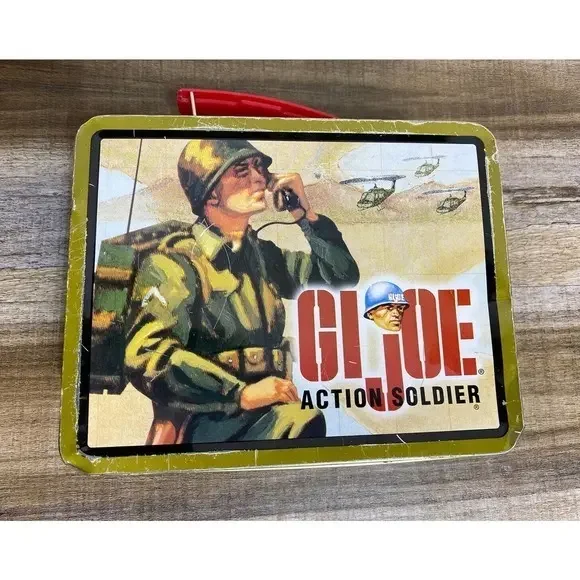 Vintage 1997 GI JOE Action Soldier TIN LUNCH BOX Collectible Item‎