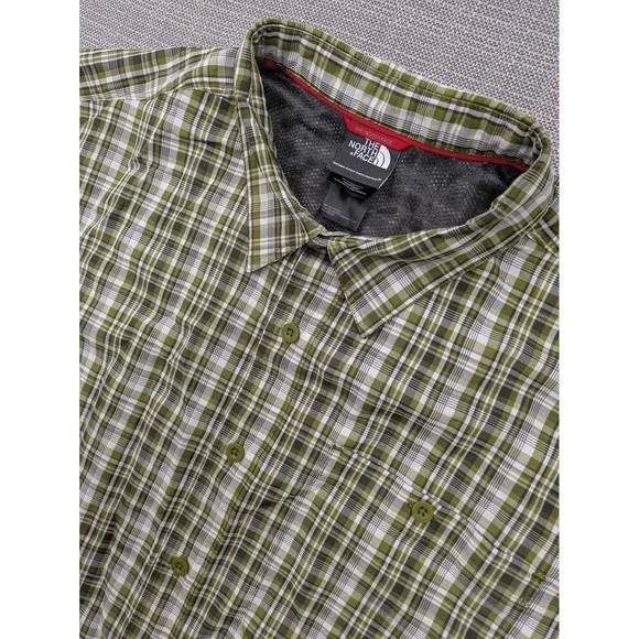 The North Face Shirt Mens XL Green Plaid Short Sleeve Button Up Outdoor Casual