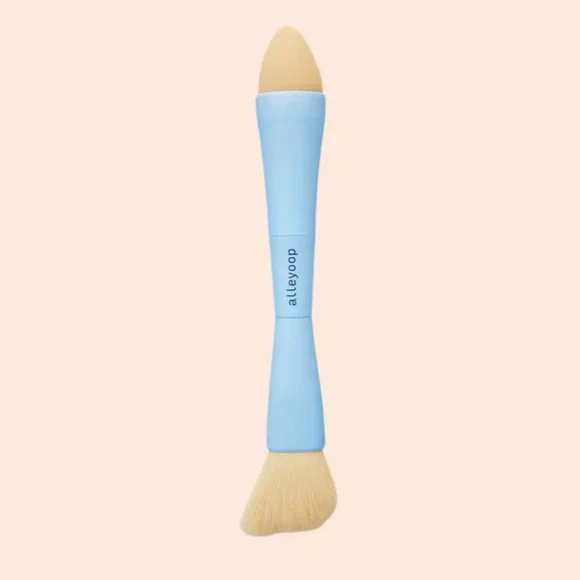 ALLEYOOP Multi-Tasker 4-in-1 makeup brush $28 NIB