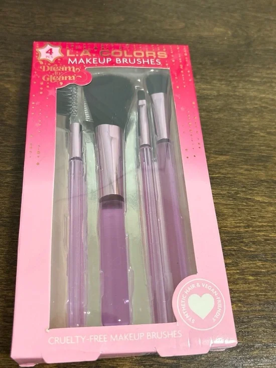 L.A. Colors Purple 4-Piece Makeup Brush Set