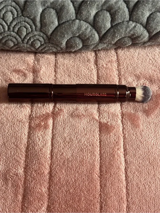 ✨ Hourglass Double Ended Complexion Brush New Authentic Vegan Cruelty-Free