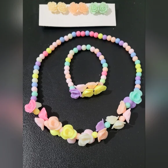 Kandi Kids Floral Plastic Beaded Bracelet& Necklace Set&Rose Stud Earrin…
