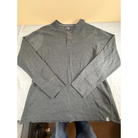 The North Face Mens FlashDry Henley Shirt Long Sleeve Gray Heather Large L/G