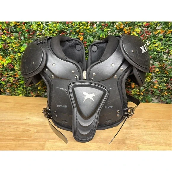 Xenith Flyte 2 TD Football Shoulder Pads Youth Medium Lacrosse Good Condition