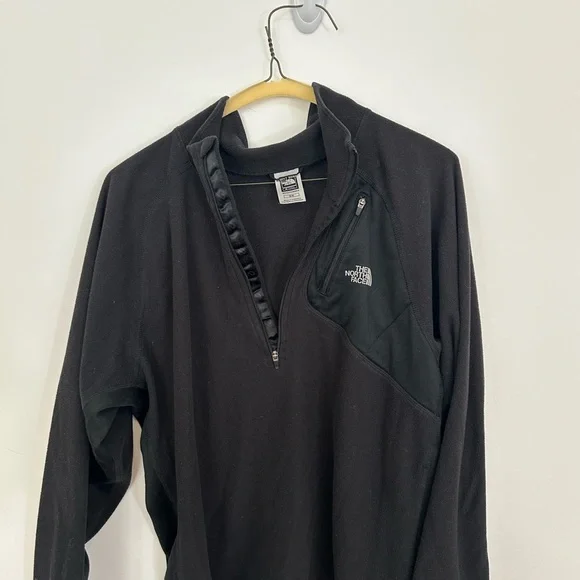 The North Face Men's Black Half-Zip Jacket