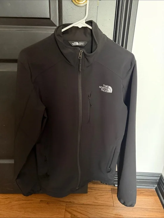 The North Face Black Full-Zip Softshell Jacket