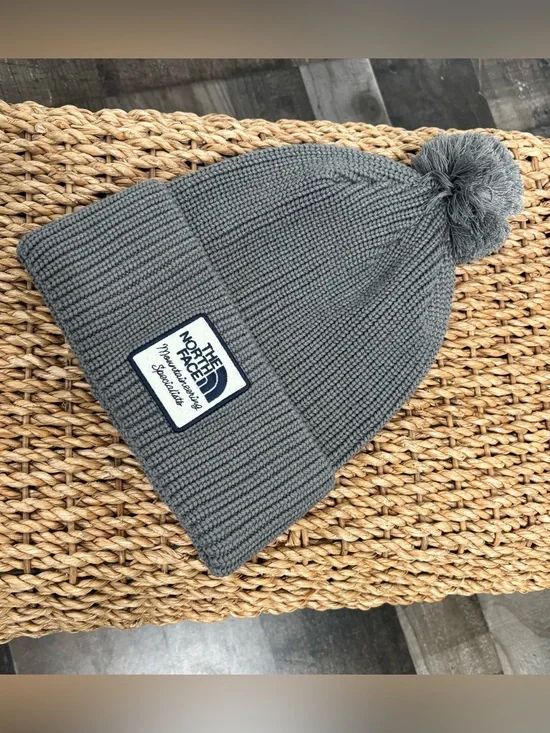 NWT TNF The North Face Unisex Gray Logo Box Pom Beanie