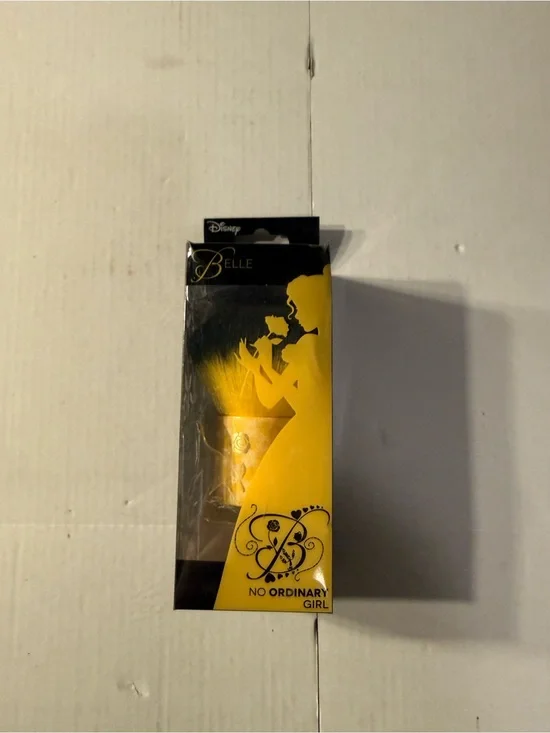 SOHO Beauty Yellow & Black Disney Belle Makeup Brush