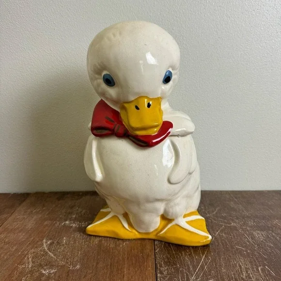 Hull 966 USA 1940's‎ Classic Duck Cookie Jar with Red bow blue Eyes