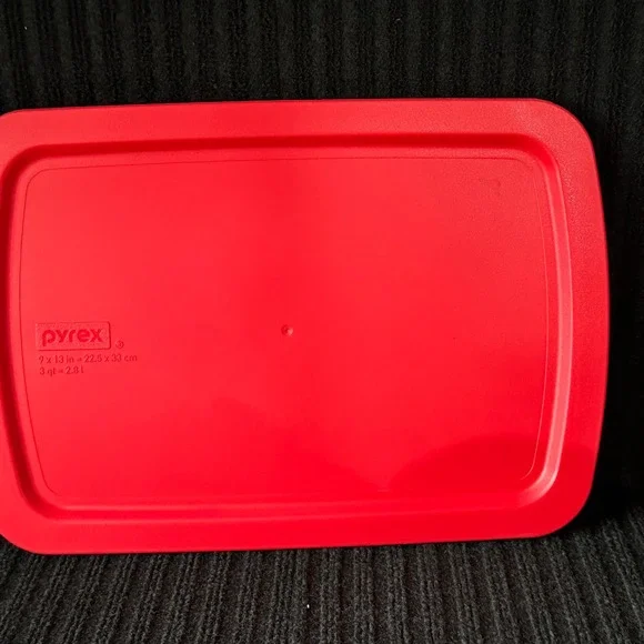 Pyrex Red Plastic Replacement Lid C-233-PC 9x13 3qt 2.8L‎ Rectangular USA