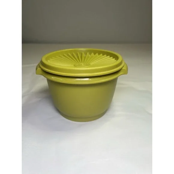 Avocado Tupperware Servalier Storage Bowl 886-21‎ & Matching Lid