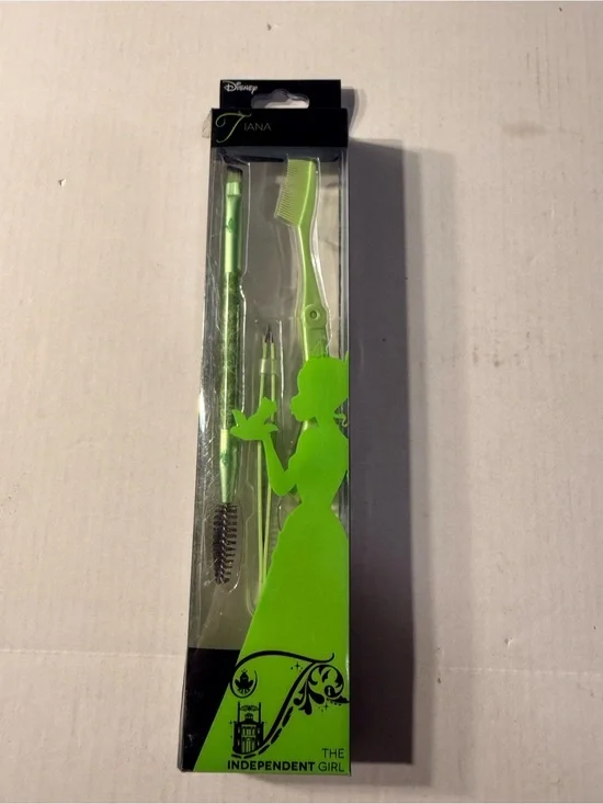 Disney Royal Eyes Eyebrow & Lash Tool Set in Black and Green