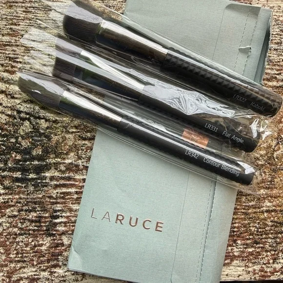 Laruce Makeup Brush Set Kabuki Flat Angle Contour Blending NEW