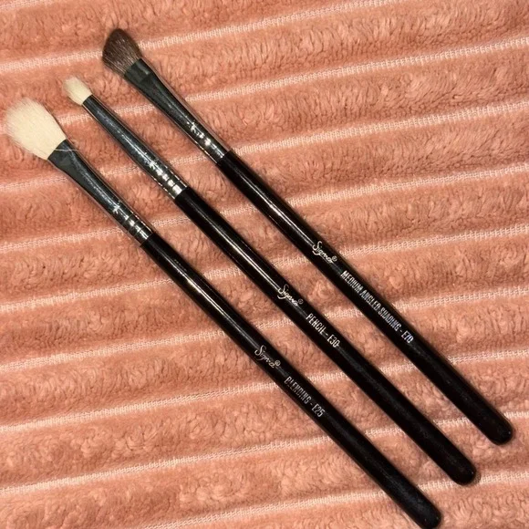 Sigma Beauty Eye Brush Set E25 Blending E30 Pencil E70 Medium Angled Shading 3pc