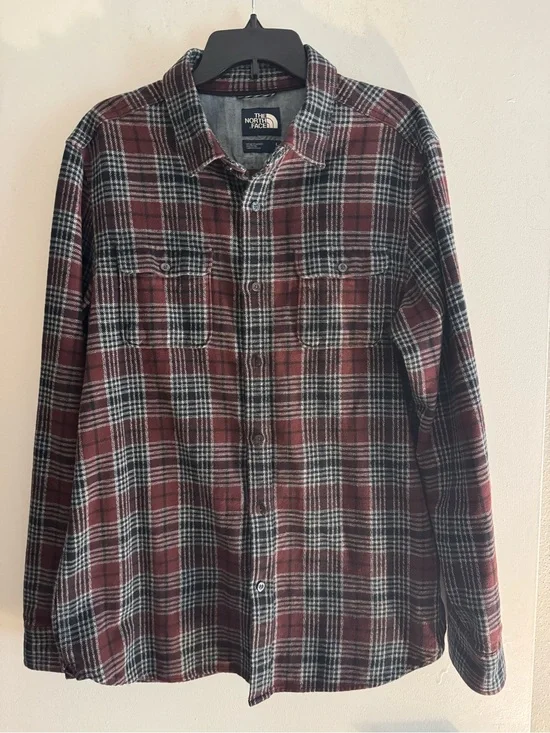 The North Face Vintage Men’s Maroon and Black Plaid Shirt Size L