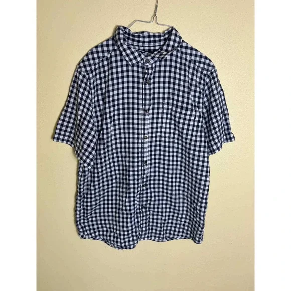 The North‎ Face Mens Shirt Size L Short Sleeve Button Up Checkered Plaid