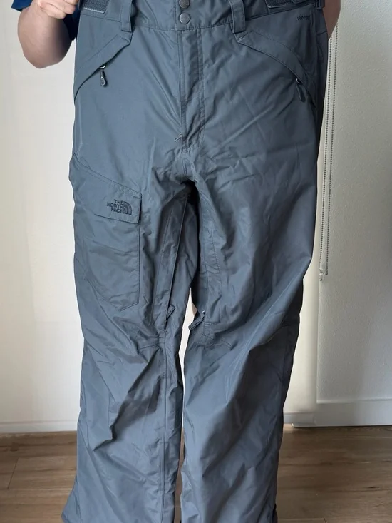 The North Face Men’s Slate Gray Cargo Snow Pants