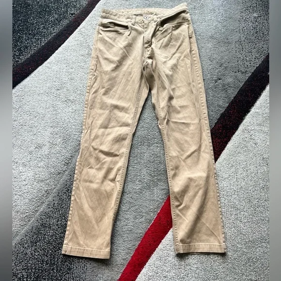 The North Face Men’s Khaki Slim Fit Jeans