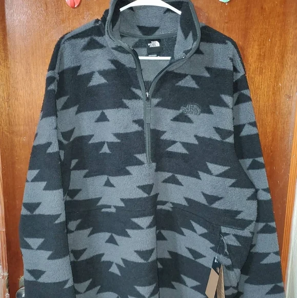 The North face fleece