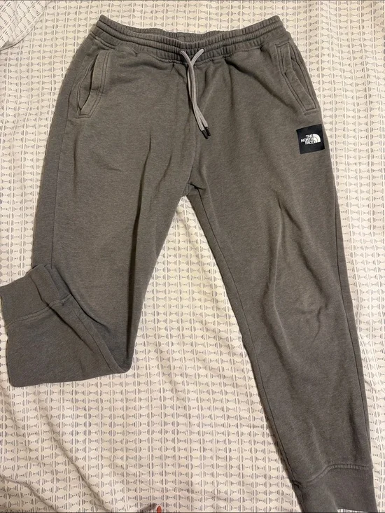 The North Face Men's Olive Gray Drawstring Joggers