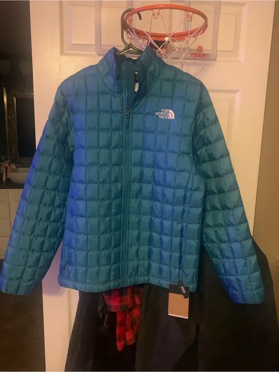 Men’s The North Face jacket