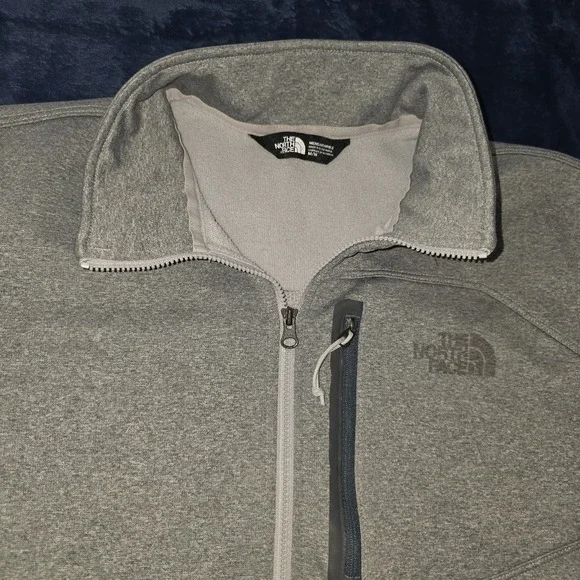 The North Face Men's Half Zip Pullover Sweatshirt Gray‎ Size Medium