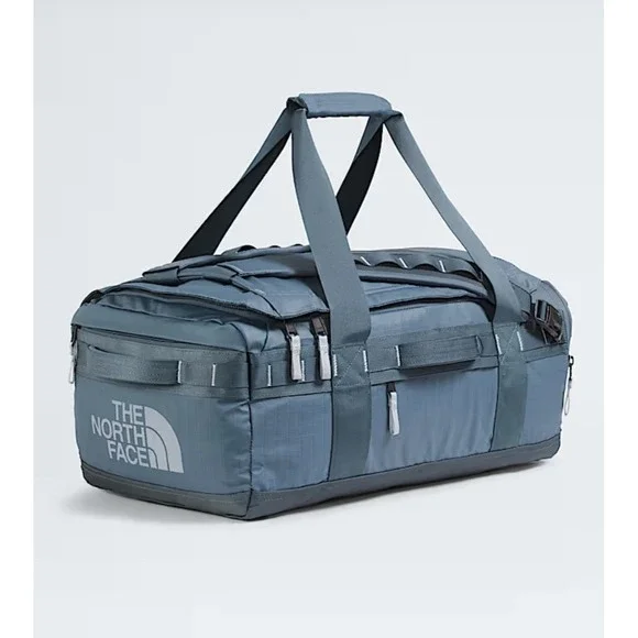 THE NORTH FACE Base Camp Voyager Duffel 42L NWT Granite Grey
