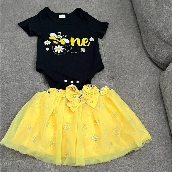 Black and Yellow Bee Themed Baby Outfit