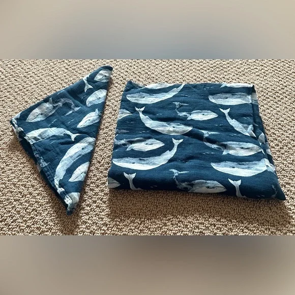 Milkbarn bamboo whale swaddle and burp cloth set