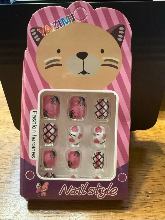 KIDS Pink Floral & Lattice Press-On Nails