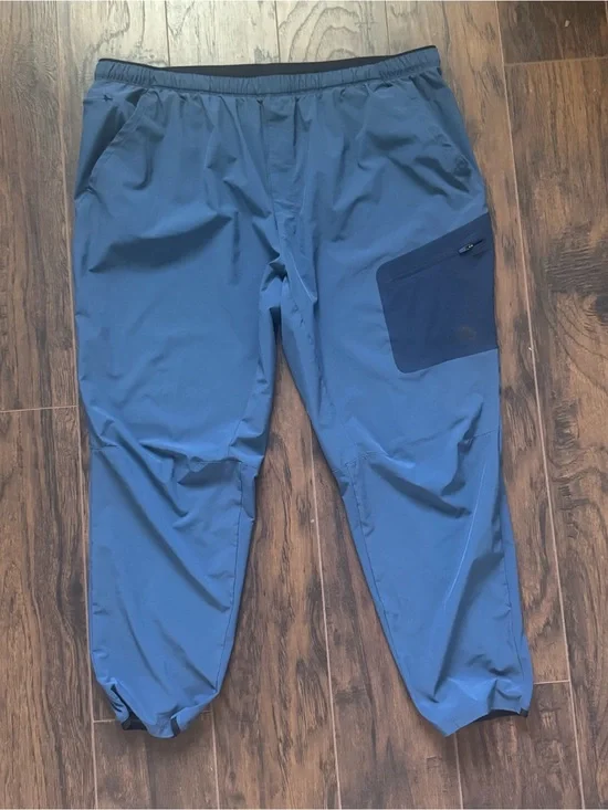 The North Face XXL Men's Blue Lightstride Pants