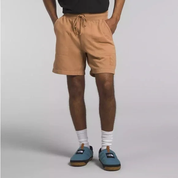 The North Face New Medium Tan Garment Dye Fleece Shorts 7”‎ Inseam