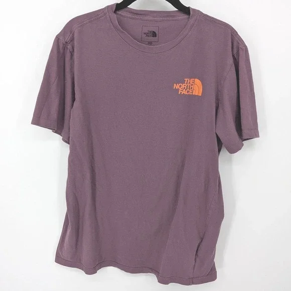 The‎ North Face T-Shirt Men Medium Purple Short Sleeve Graphic Gorpcore Outdoors