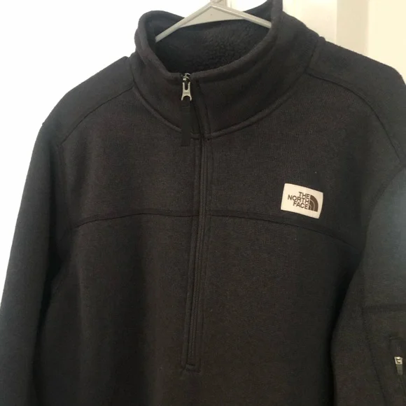 New: The North Face Gordon Lyons ¼-Zip. Size XL