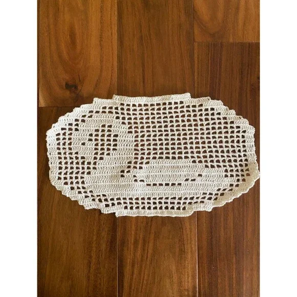 VTG Handmade Crochet Swan Filet Doily White MINT