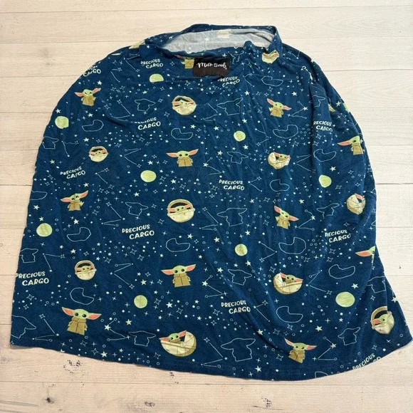 Milk‎ Snob x Star Wars multiuse cover baby Yoda