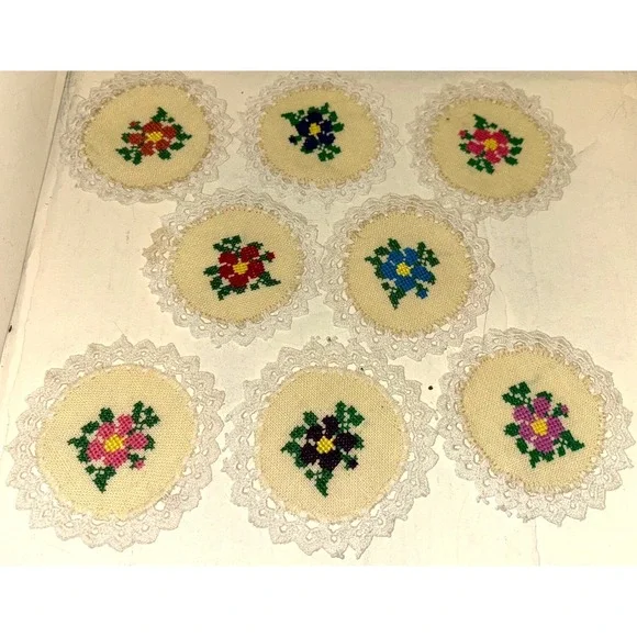 Set of‎ 14 Coasters Cup Mat Pad Embroidered Lace Doilies 11cm/11cm(4
