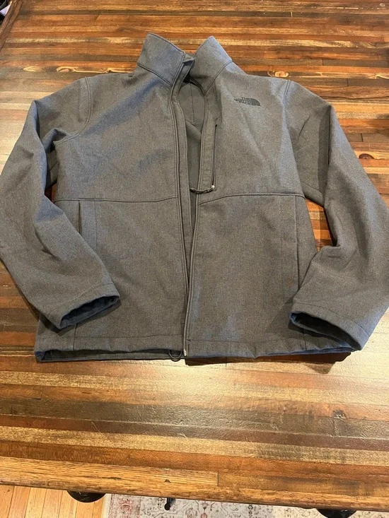 The North Face Men's Charcoal Gray Lightweight Jacket