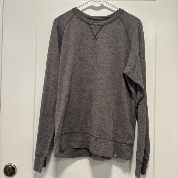 The North Face Mens Crewneck Sweatshirt Gray Heather Raglan Pullover Medium