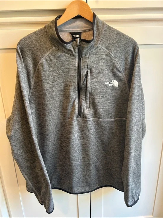 The North Face Men's Heather Gray Zip-Up Pullover XL